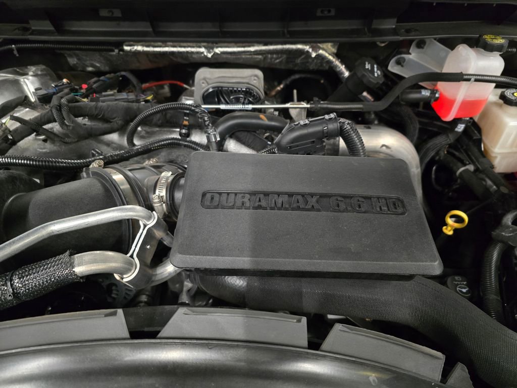 Used 2025 Chevrolet Silverado 2500 LT w/ Convenience Package image 17