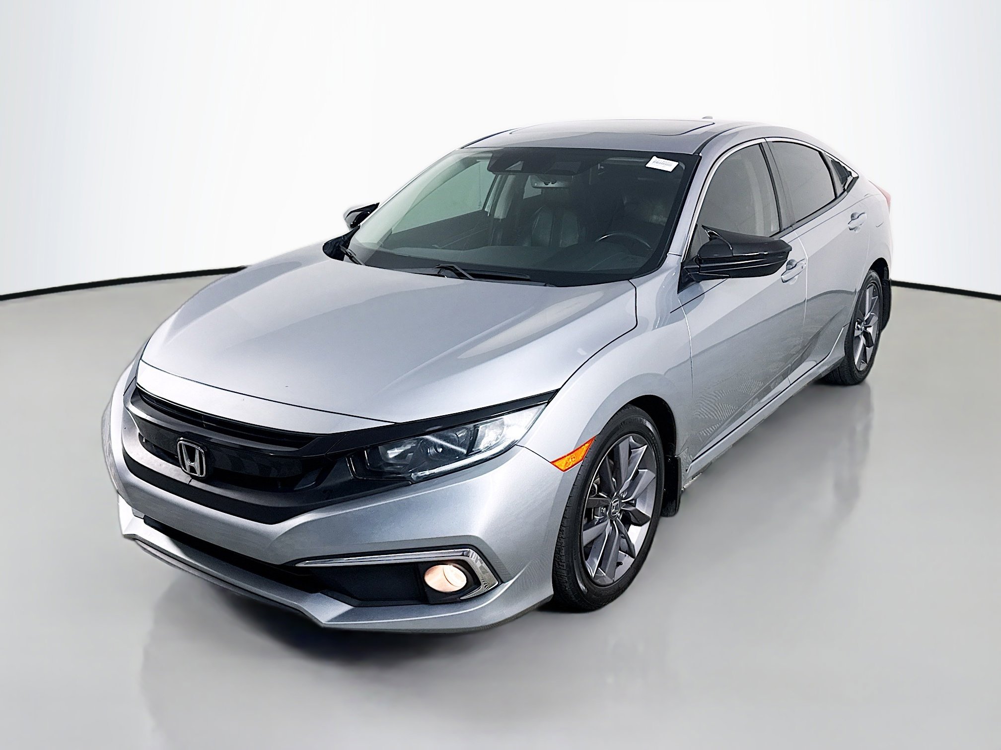 Used 2019 Honda Civic EX-L image 4