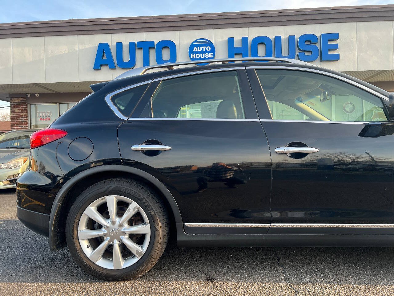 Used 2014 INFINITI QX50 Journey w/ Premium Package AWD/4WD image 40