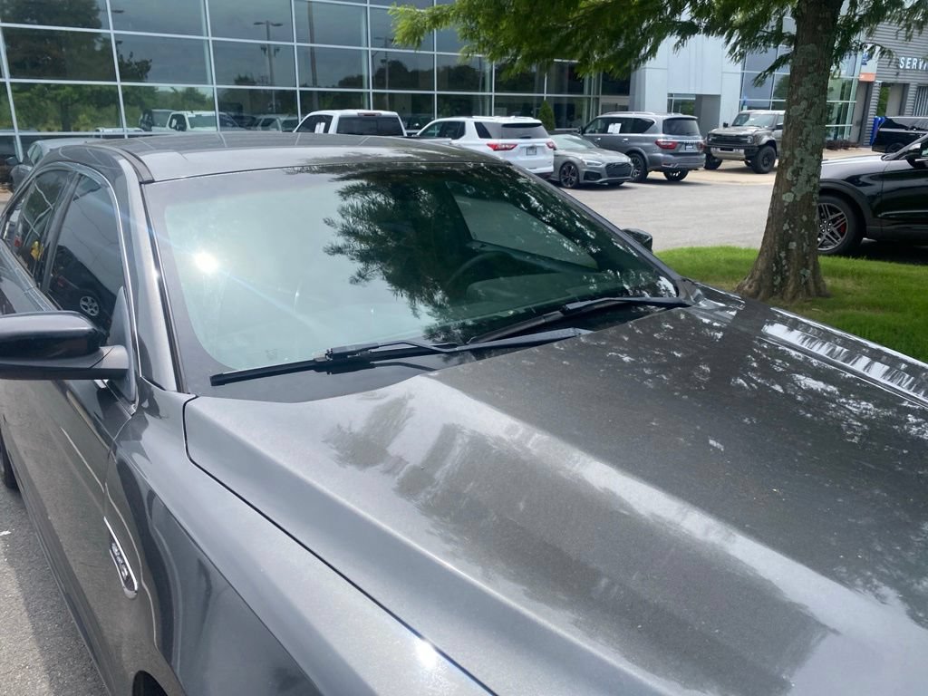 Used 2016 Ford Taurus SHO AWD/4WD image 13