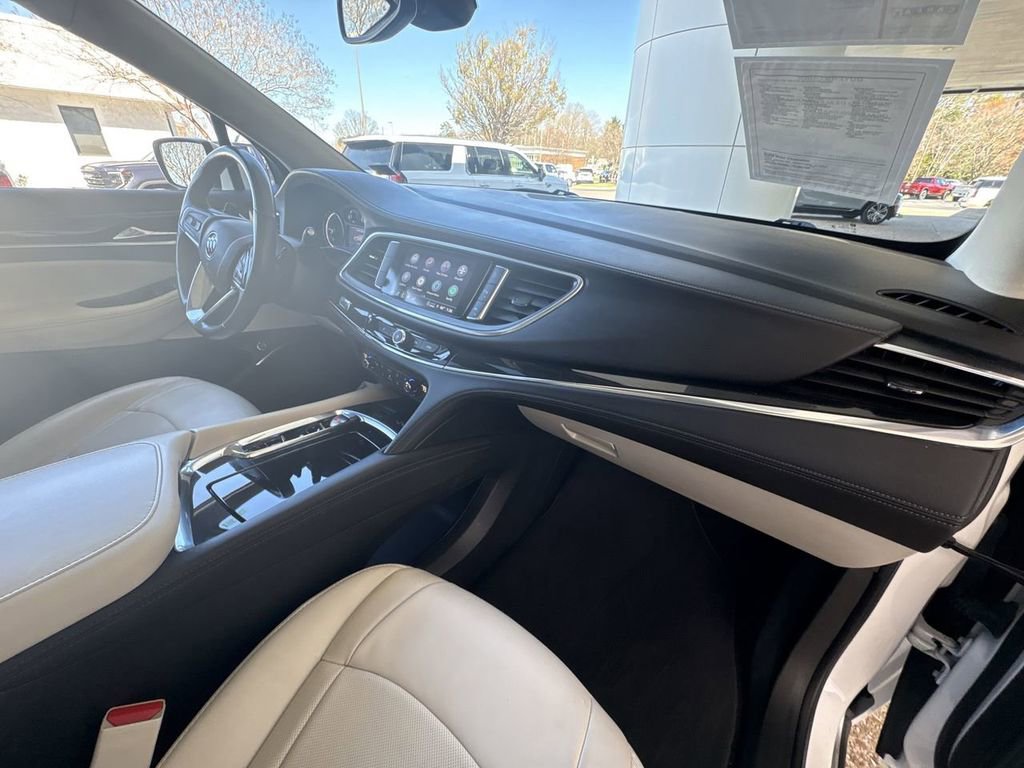 Certified 2023 Buick Enclave Essence w/ Experience Buick Package image 29