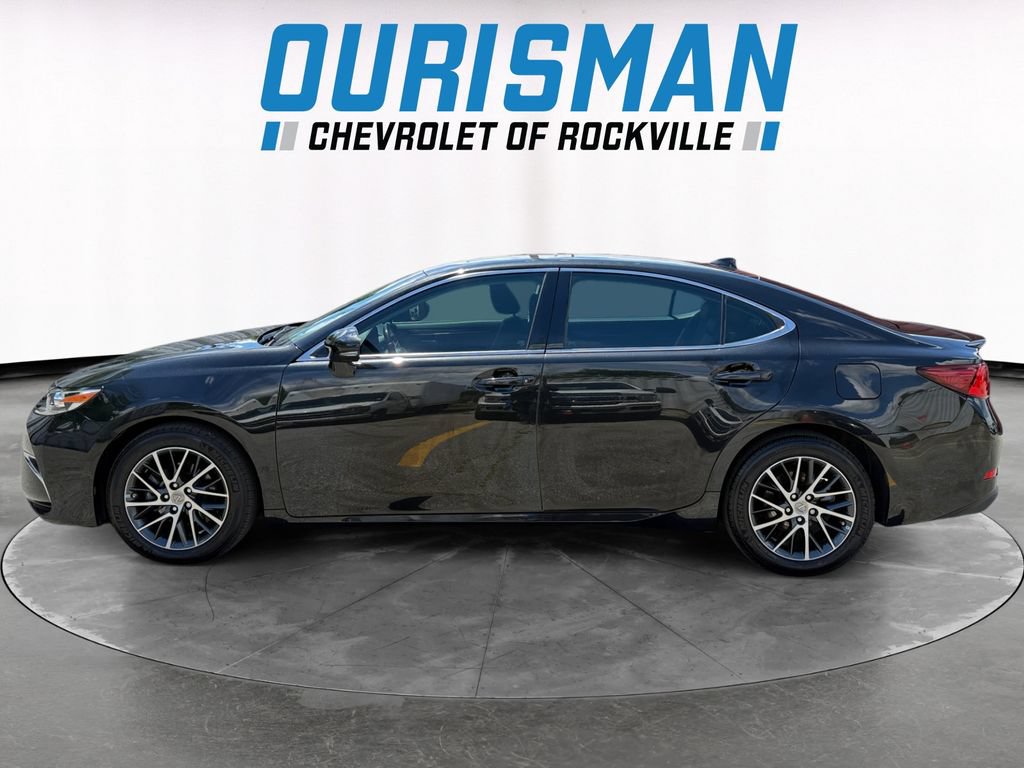 Used 2017 Lexus ES 350 w/ Navigation System Package FWD image 3