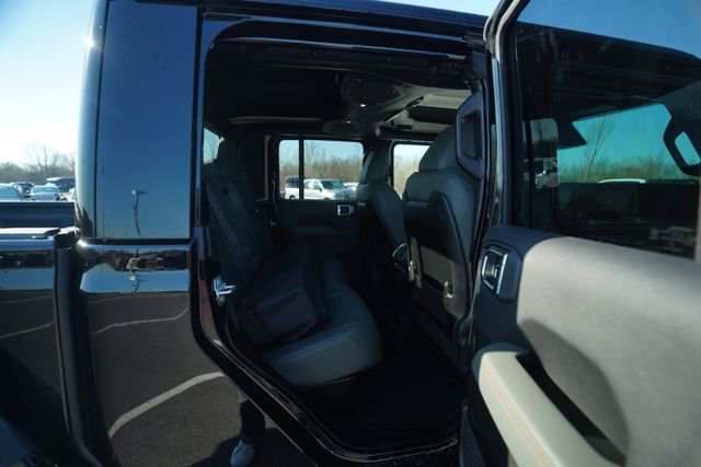 New 2026 Jeep Gladiator Mojave AWD/4WD image 19