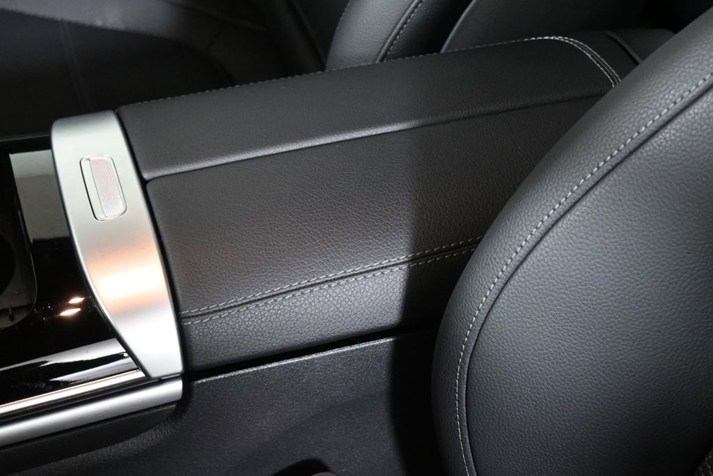 Certified 2026 Mercedes-Benz C 300 4MATIC Sedan image 24