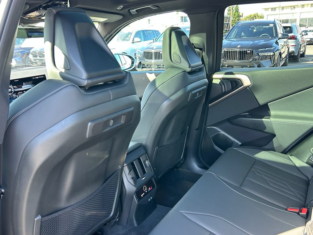 Used 2025 BMW X3 xDrive30i w/ Premium Package AWD/4WD image 31