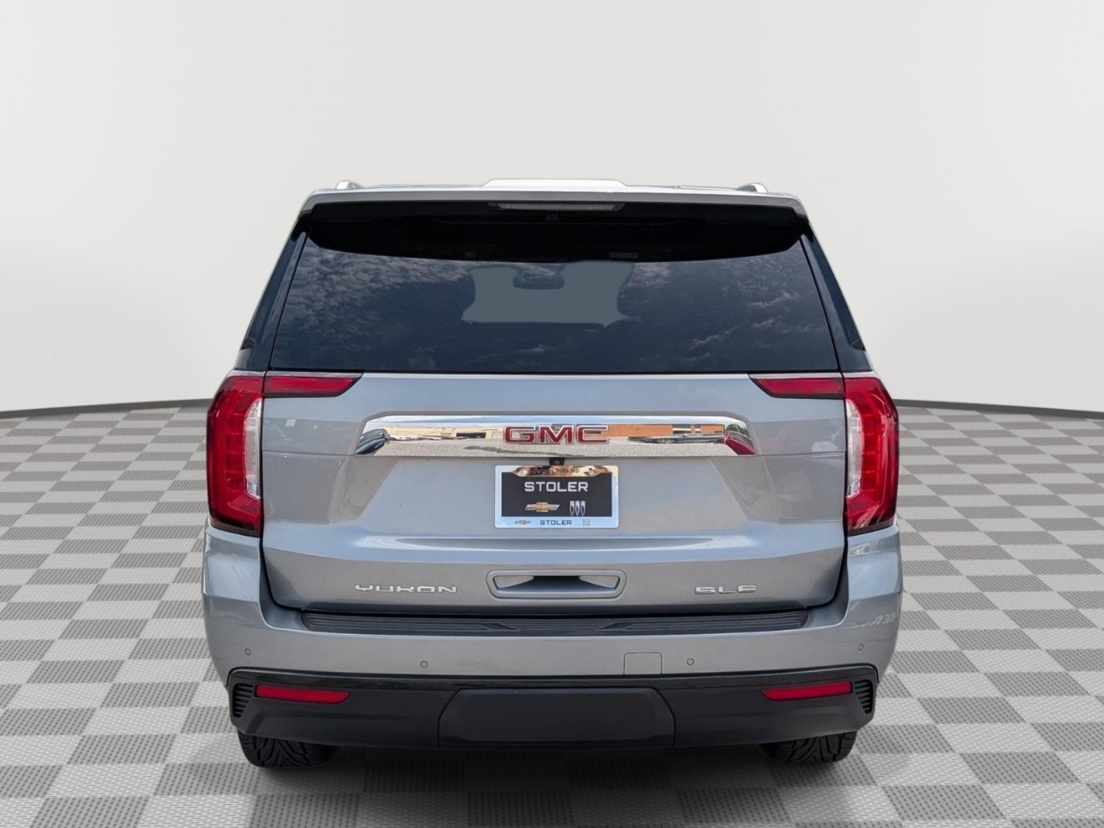 Used 2023 GMC Yukon SLE w/ Gmc Pro Safety Plus Package RWD image 4