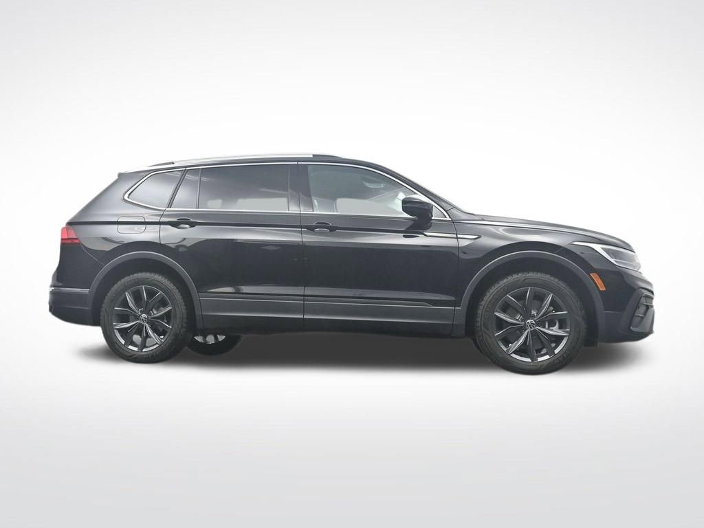 Used 2023 Volkswagen Tiguan SE FWD image 33