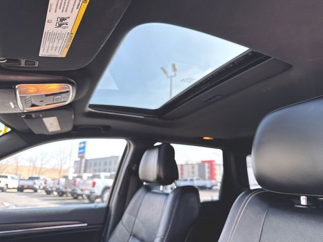 Used 2015 Jeep Grand Cherokee Limited w/ Trailer Tow Group IV image 19