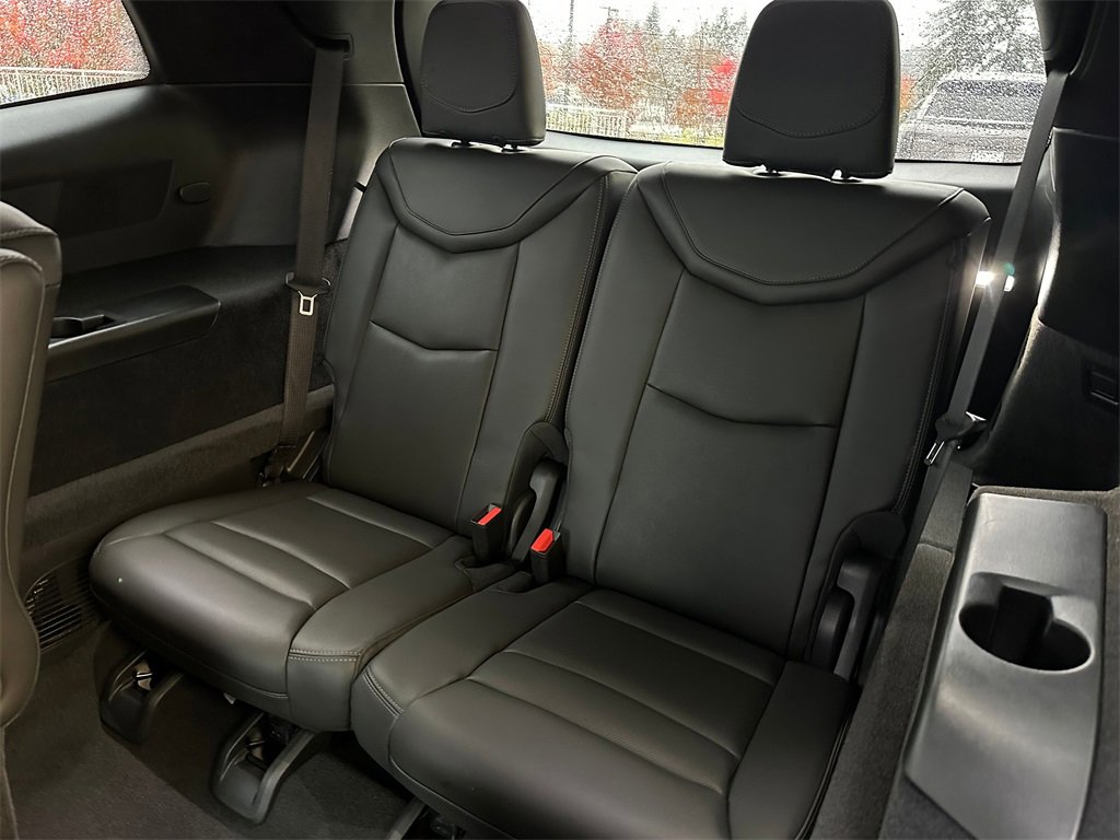 New 2025 Cadillac XT6 Sport w/ Technology Package image 17