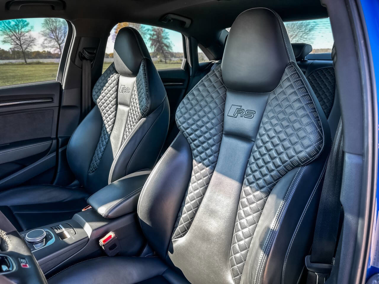 Used 2018 Audi RS 3 w/ Technology Package image 40