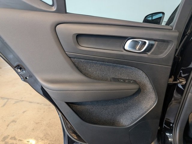 Used 2023 Volvo XC40 B5 Plus w/ Protection Package Premier image 22