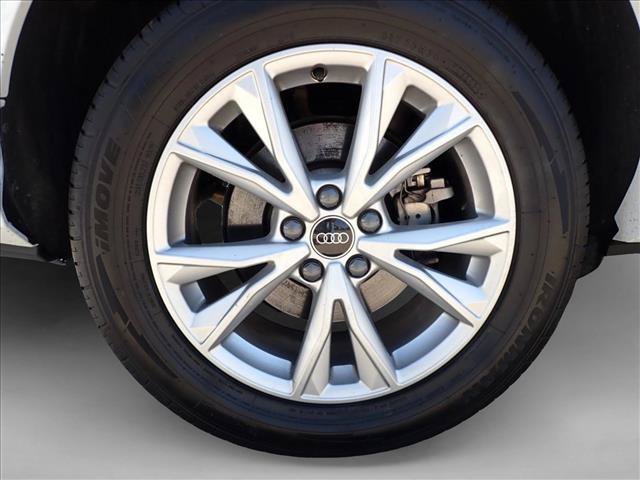 Used 2025 Audi Q3 2.0T Premium AWD/4WD image 7