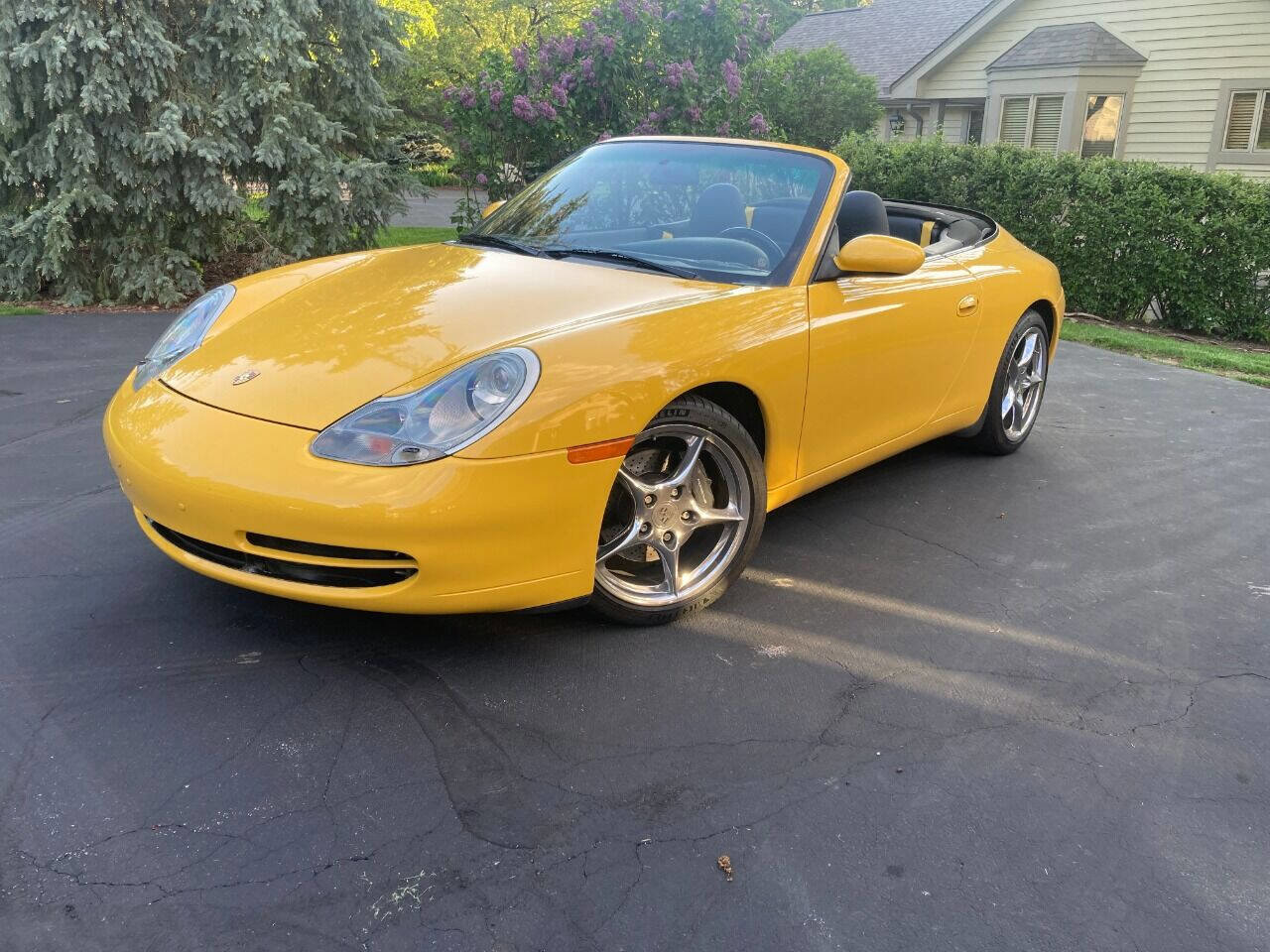 Used 2001 Porsche 911 Carrera 2dr Cabriolet image 3