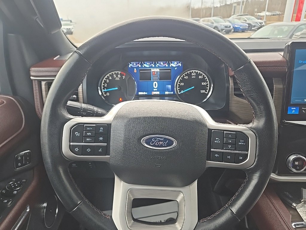 Used 2023 Ford Expedition Max Limited image 18