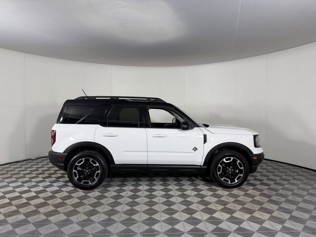 Used 2022 Ford Bronco Sport Outer Banks w/ Tech Package image 5