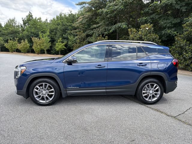 Used 2023 GMC Terrain SLT w/ Infotainment Package II FWD image 6