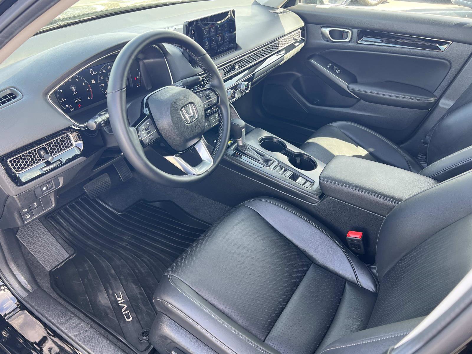 Certified 2024 Honda Civic Touring image 5