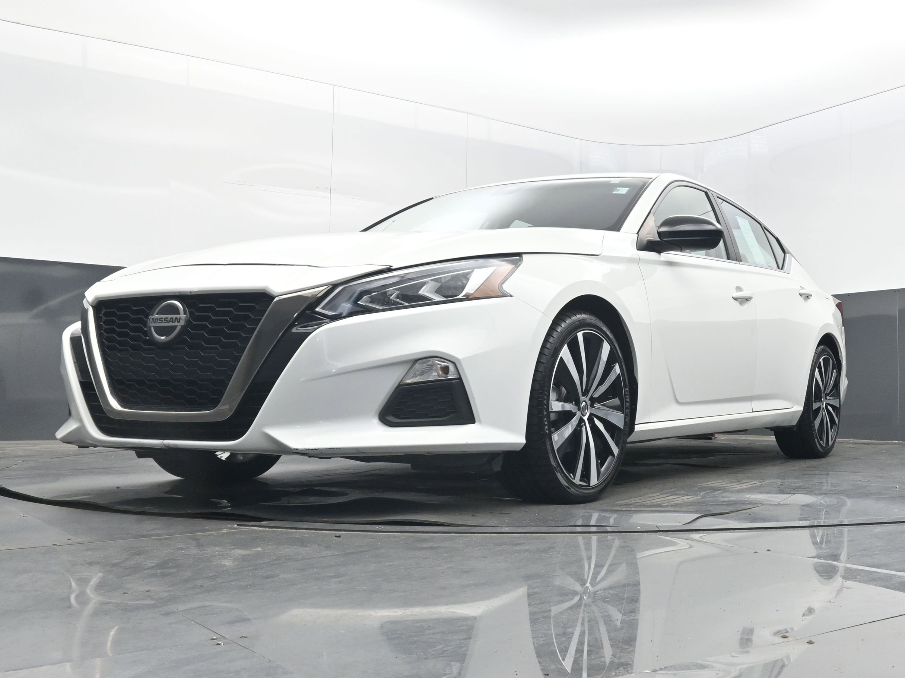 Used 2022 Nissan Altima 2.5 SR image 23