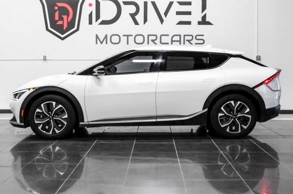 Used 2024 Kia EV6 Light RWD image 11