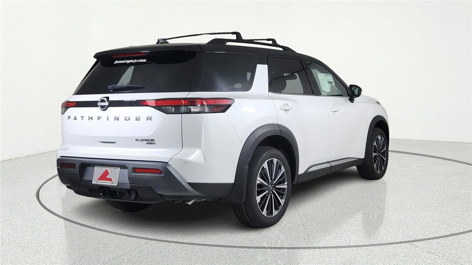 New 2026 Nissan Pathfinder Platinum AWD/4WD image 5