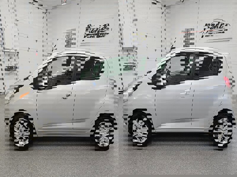Used 2015 Chevrolet Spark LT image 8