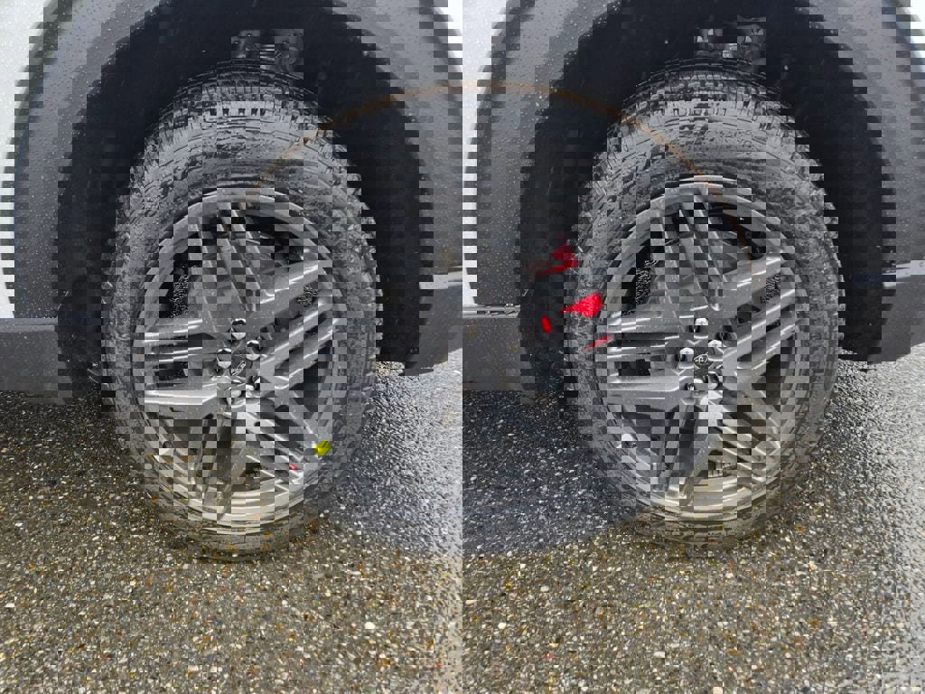 New 2026 Ford Explorer ST-Line w/ ST-Line Street Pack image 9