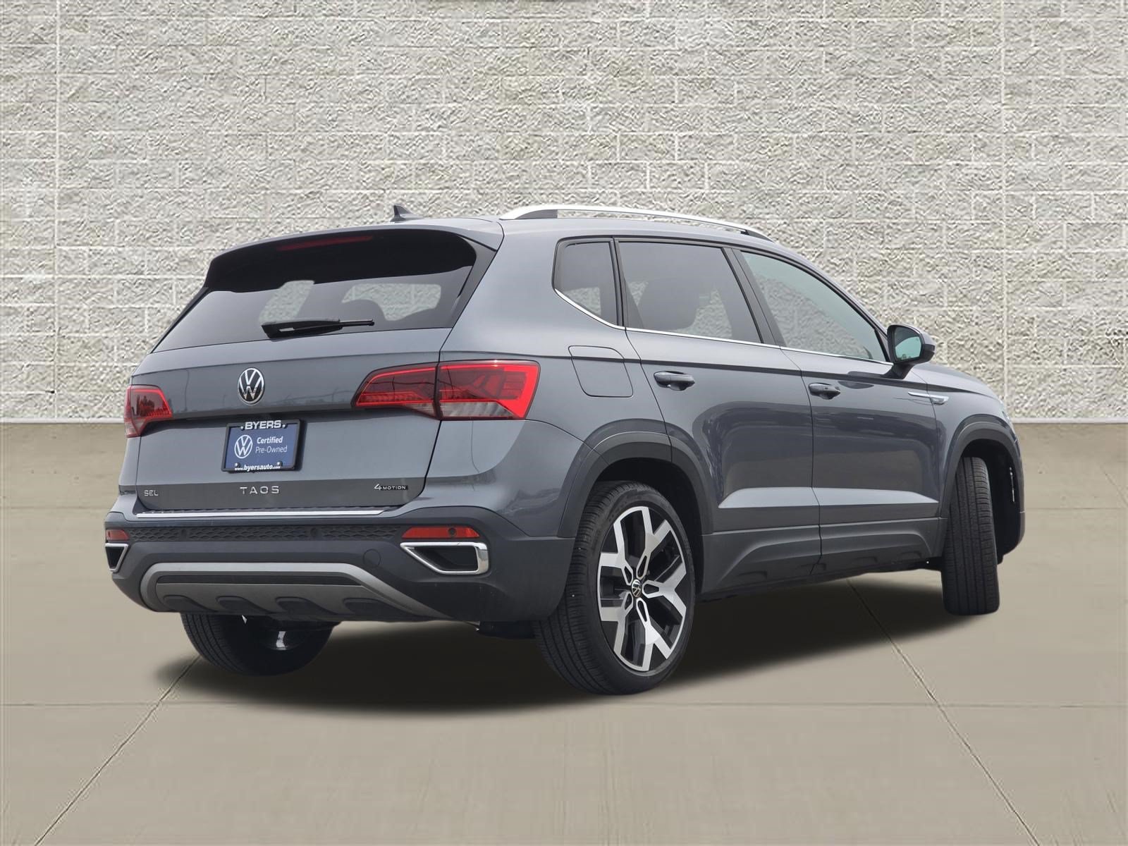 Certified 2023 Volkswagen Taos SEL AWD/4WD image 7