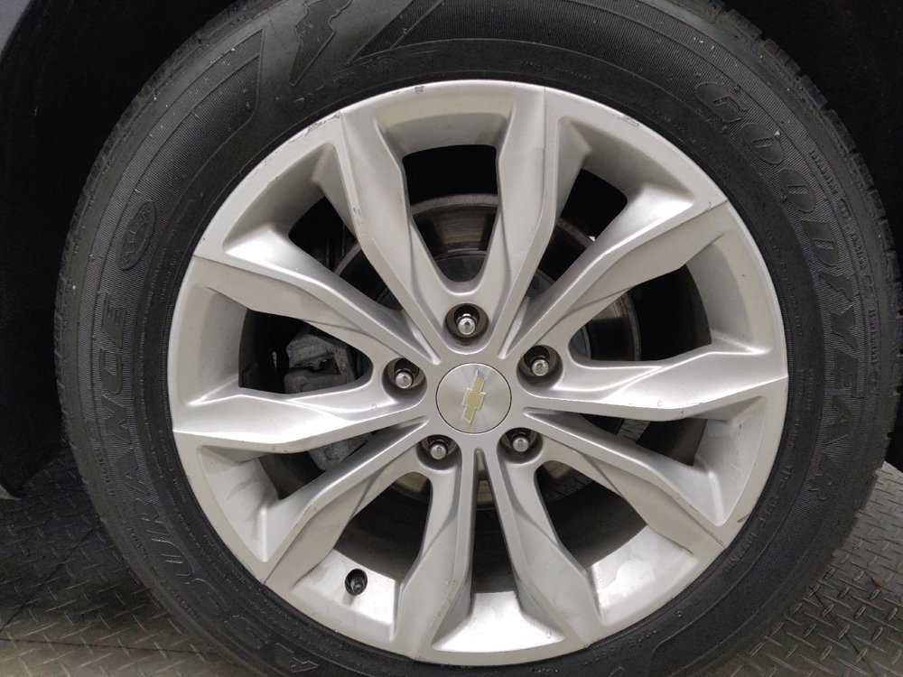 Used 2020 Chevrolet Malibu LT FWD image 31