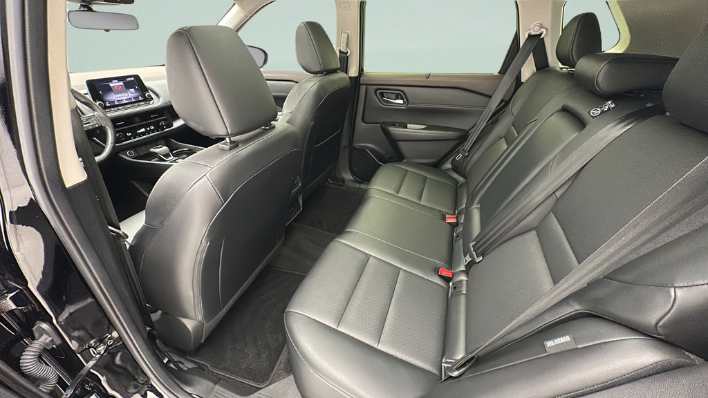Used 2023 Nissan Rogue SV w/ SV Premium B Package AWD/4WD image 9