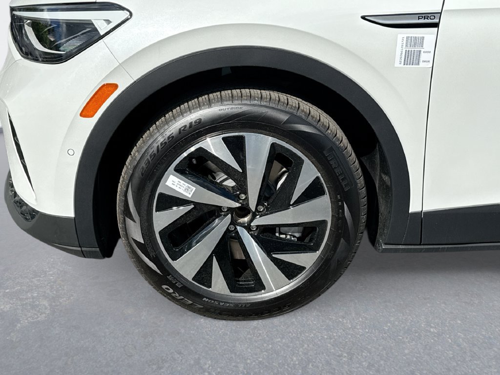 New 2026 Volkswagen ID.4 Pro RWD image 17