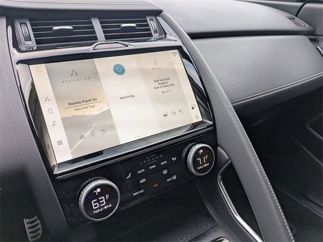 Used 2024 Jaguar E-PACE R-Dynamic SE image 11