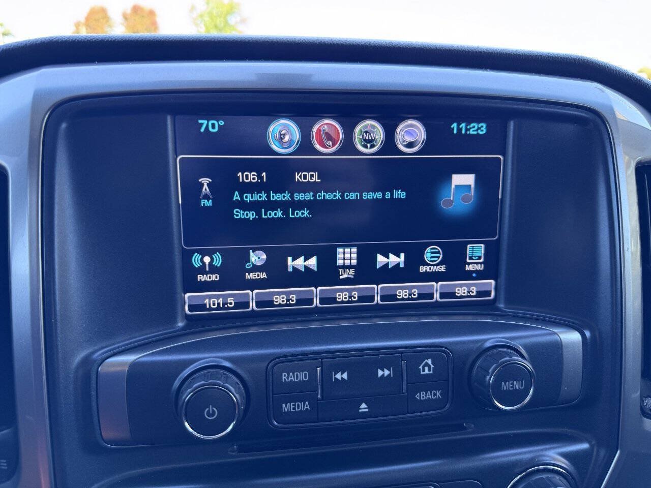 Used 2018 Chevrolet Silverado 1500 LT w/ All Star Edition AWD/4WD image 22