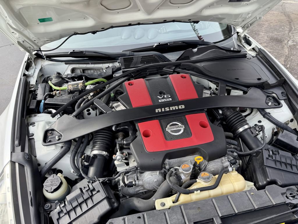 Used 2012 Nissan 370Z NISMO image 21