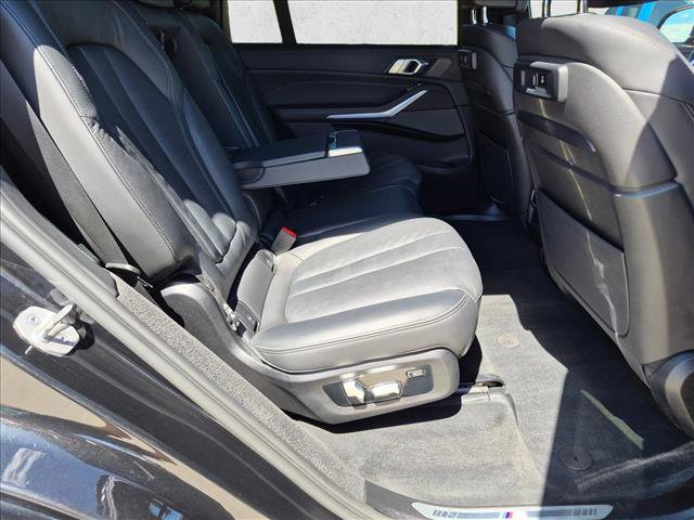 Used 2022 BMW X7 M50i w/ Executive Package AWD/4WD image 21