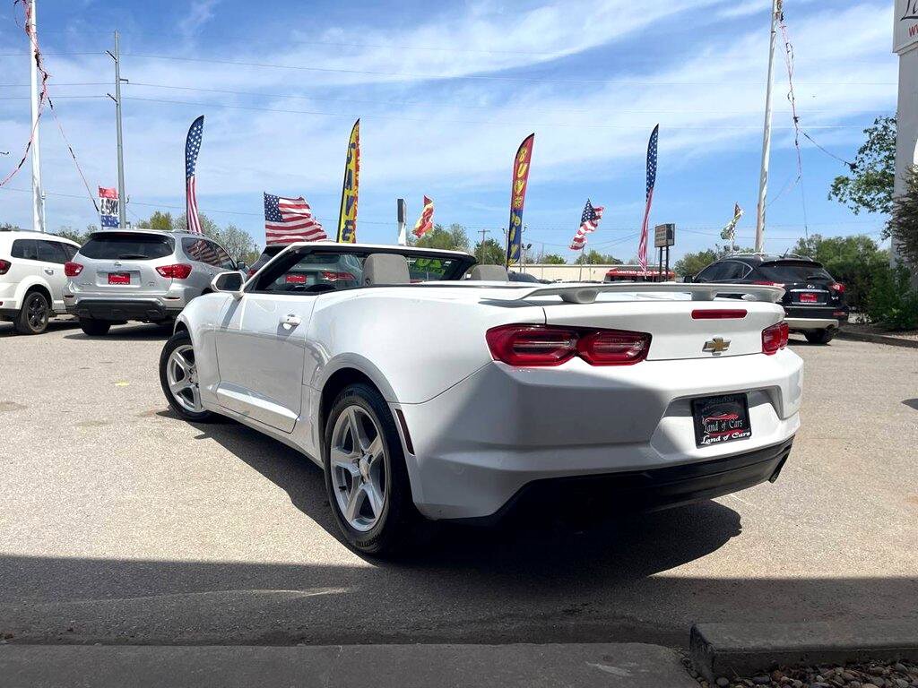 Used 2020 Chevrolet Camaro LT image 26