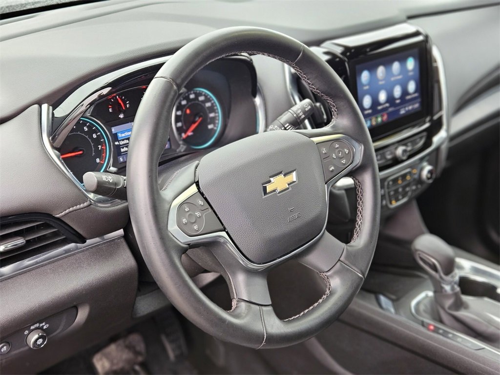 Used 2023 Chevrolet Traverse LT image 20