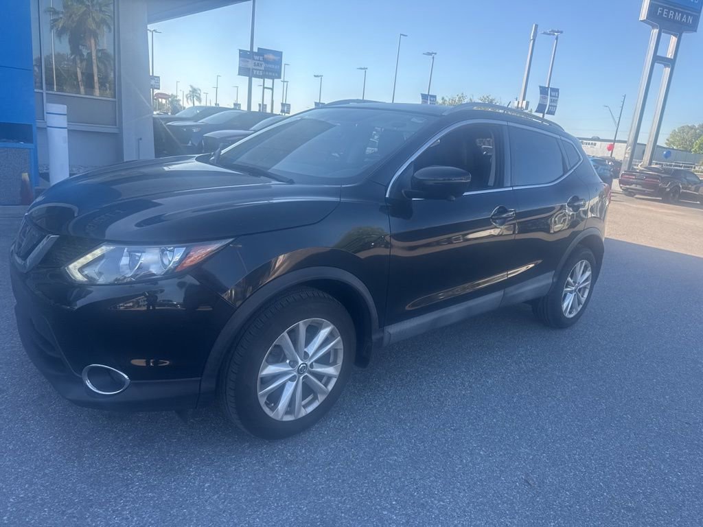 Used 2019 Nissan Rogue Sport SV w/ Technology Package image 1