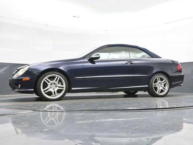 Used 2009 Mercedes-Benz CLK 550 Cabriolet image 16