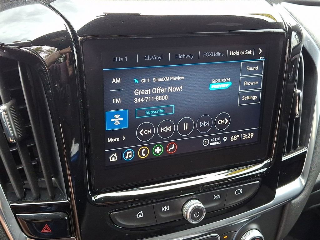 Certified 2023 Chevrolet Traverse LT w/ LPO, Floor Liner Package image 19