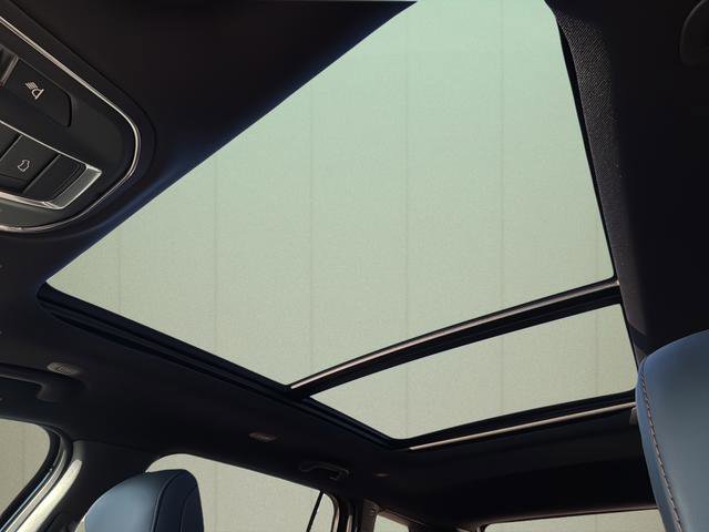 New 2026 Jeep Cherokee Overland w/ Trailer Tow Group image 37