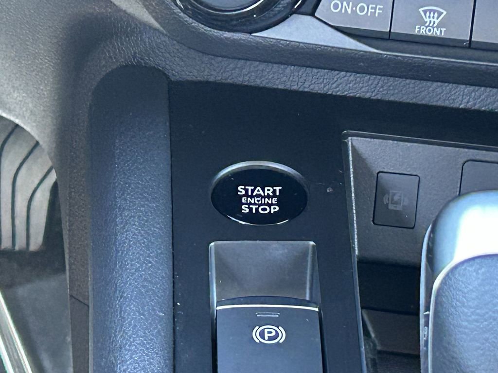 Used 2026 Nissan Kicks SV image 17