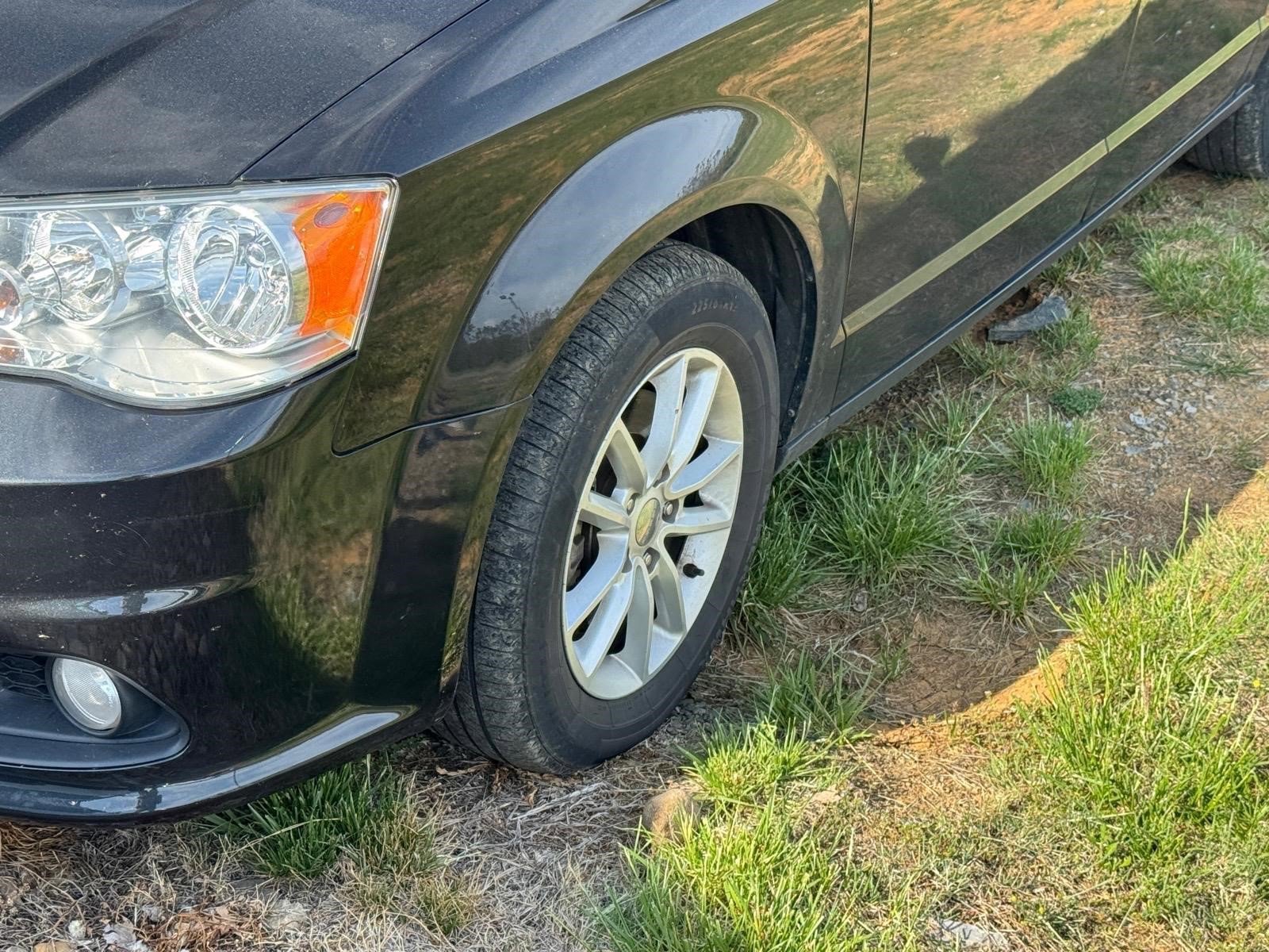Used 2019 Dodge Grand Caravan SXT image 5