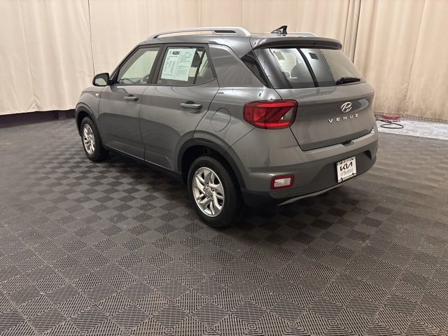 Used 2020 Hyundai Venue SEL image 7