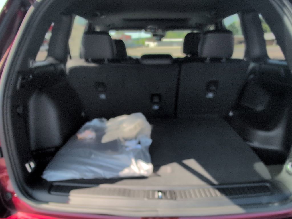 New 2025 Jeep Grand Cherokee Altitude image 35