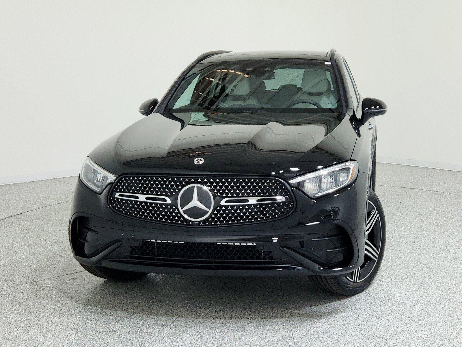 New 2026 Mercedes-Benz GLC 300 4MATIC image 2