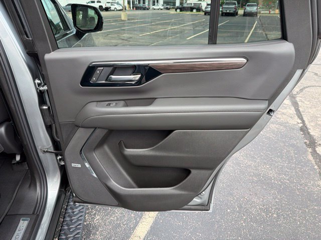 New 2026 Chevrolet Tahoe Z71 w/ Z71 Off-Road Package AWD/4WD image 29