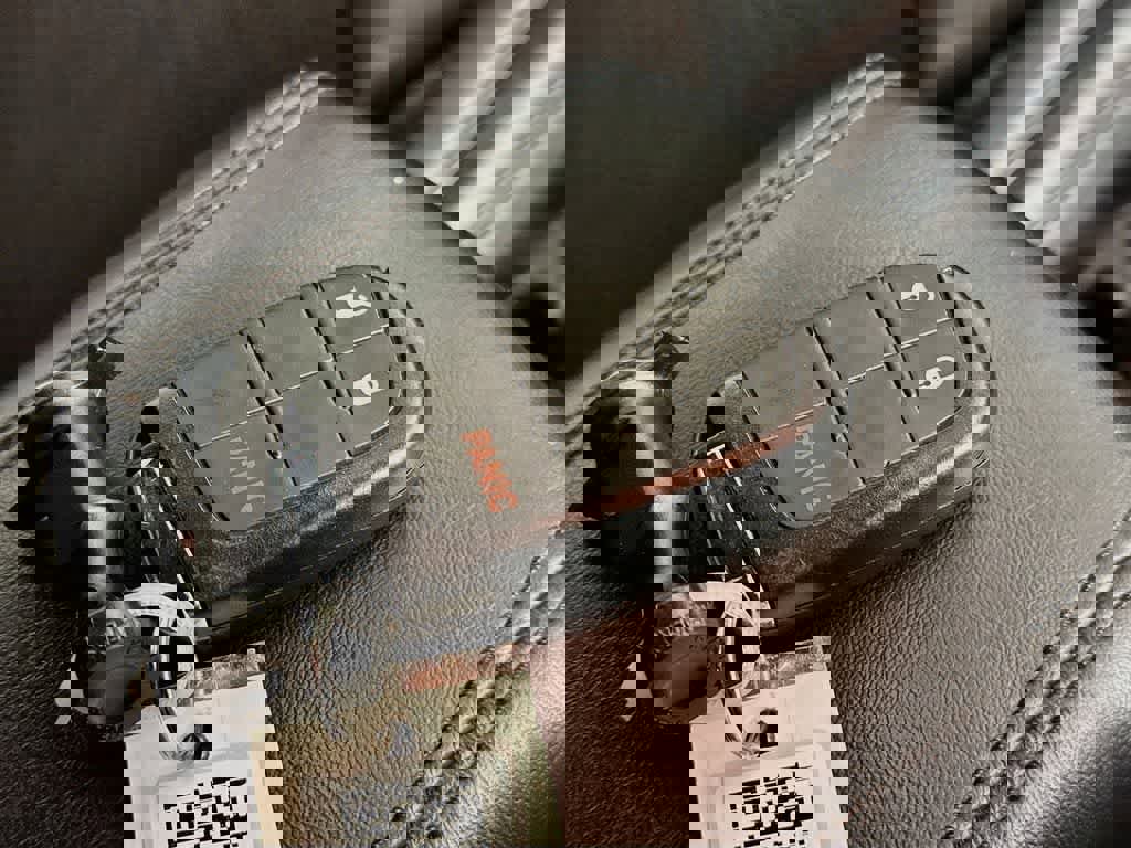 Used 2023 Jeep Compass Latitude AWD/4WD image 21