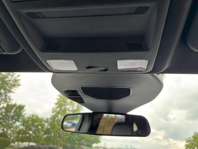 Used 2024 Ford Escape ST-Line w/ Tech Pack #1 AWD/4WD image 7