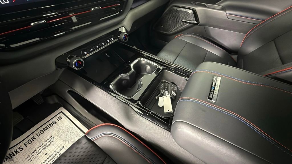 Used 2024 Chevrolet Silverado EV RST image 22