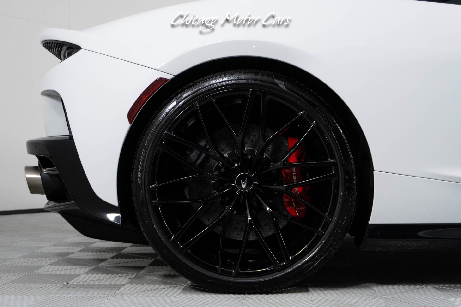 Used 2023 McLaren GT RWD image 11